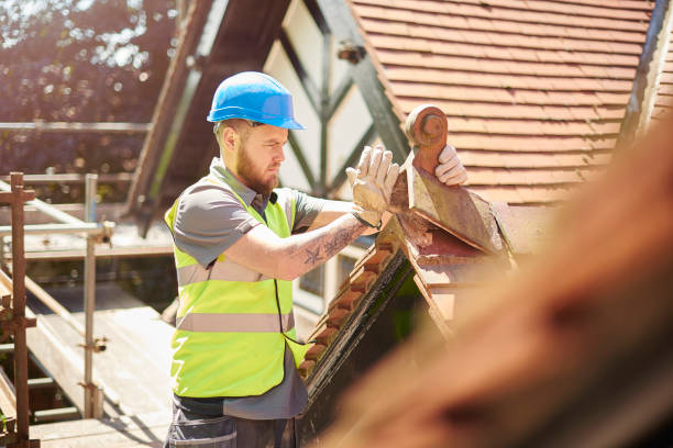 Quick and Trustworthy Emergency Roof Repair Services in Fowlerville, MI